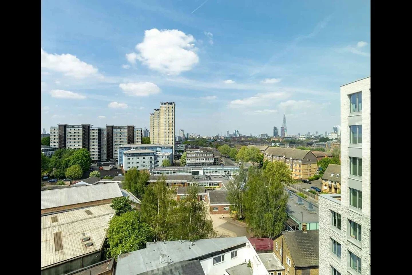 Room Rolls Road in Greater London