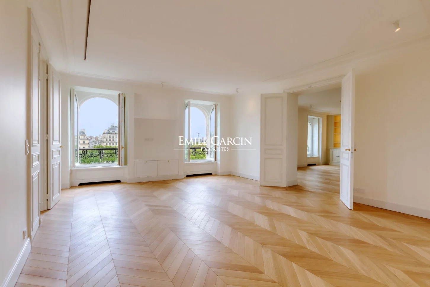 Appartement Avenue Montaigne à Paris