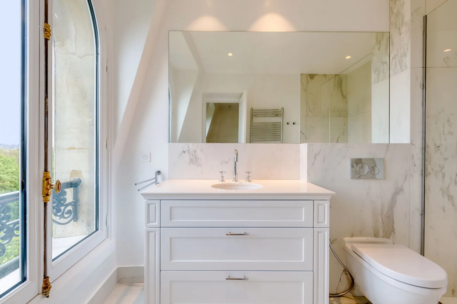 Appartement Avenue Montaigne à Paris
