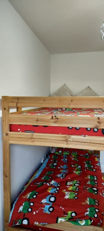 Room Silverknowes Eastway in City of Edinburgh