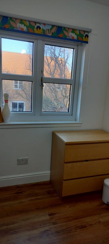 Room Silverknowes Eastway in City of Edinburgh