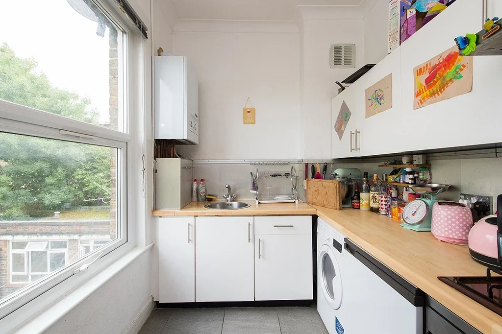 Flat Alexandra Road in Greater London