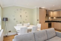 Flat Sussex Gardens in City of Westminster