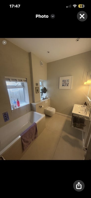 Room Louisville Road in Greater London