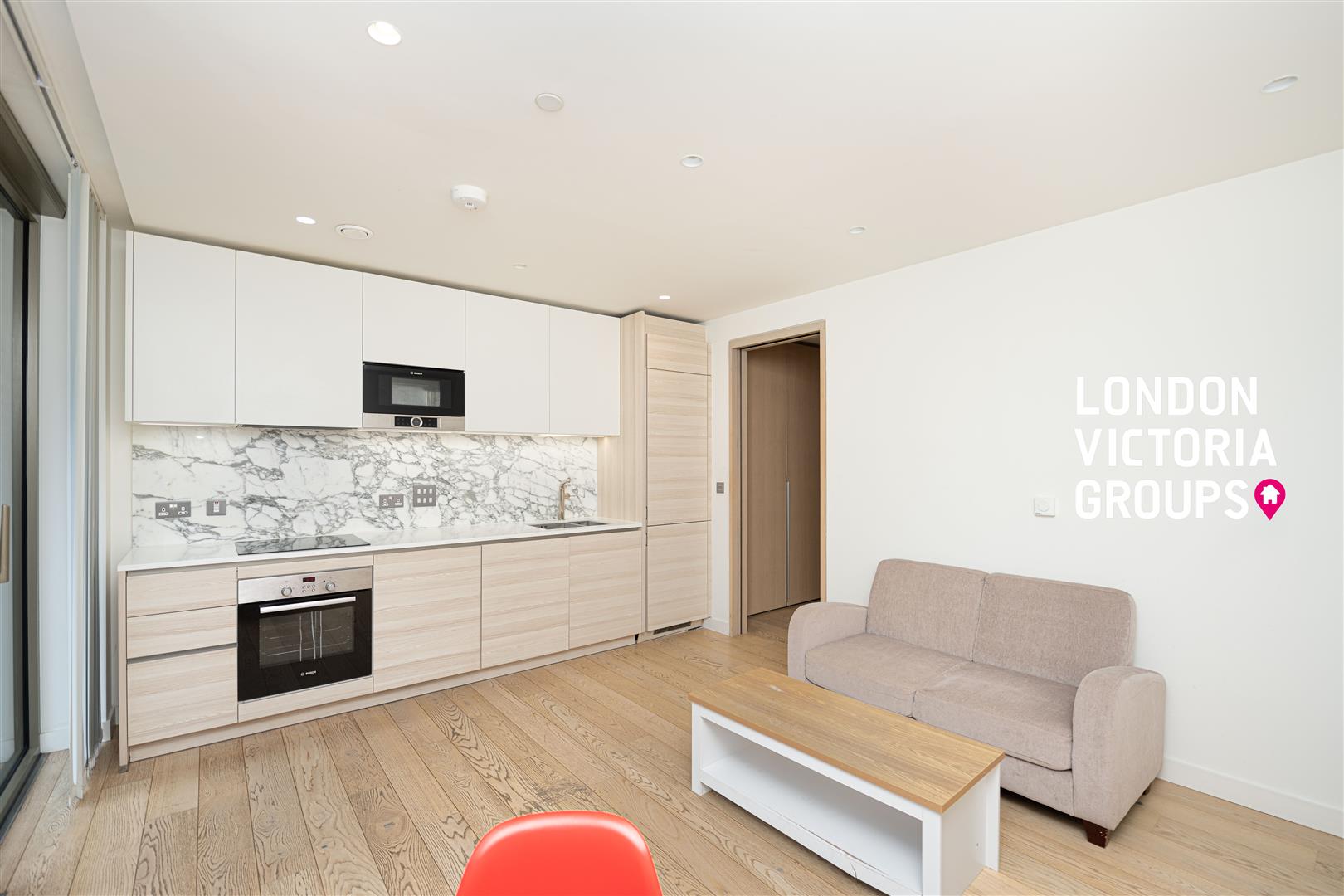 Flat Pilot Walk in Greater London