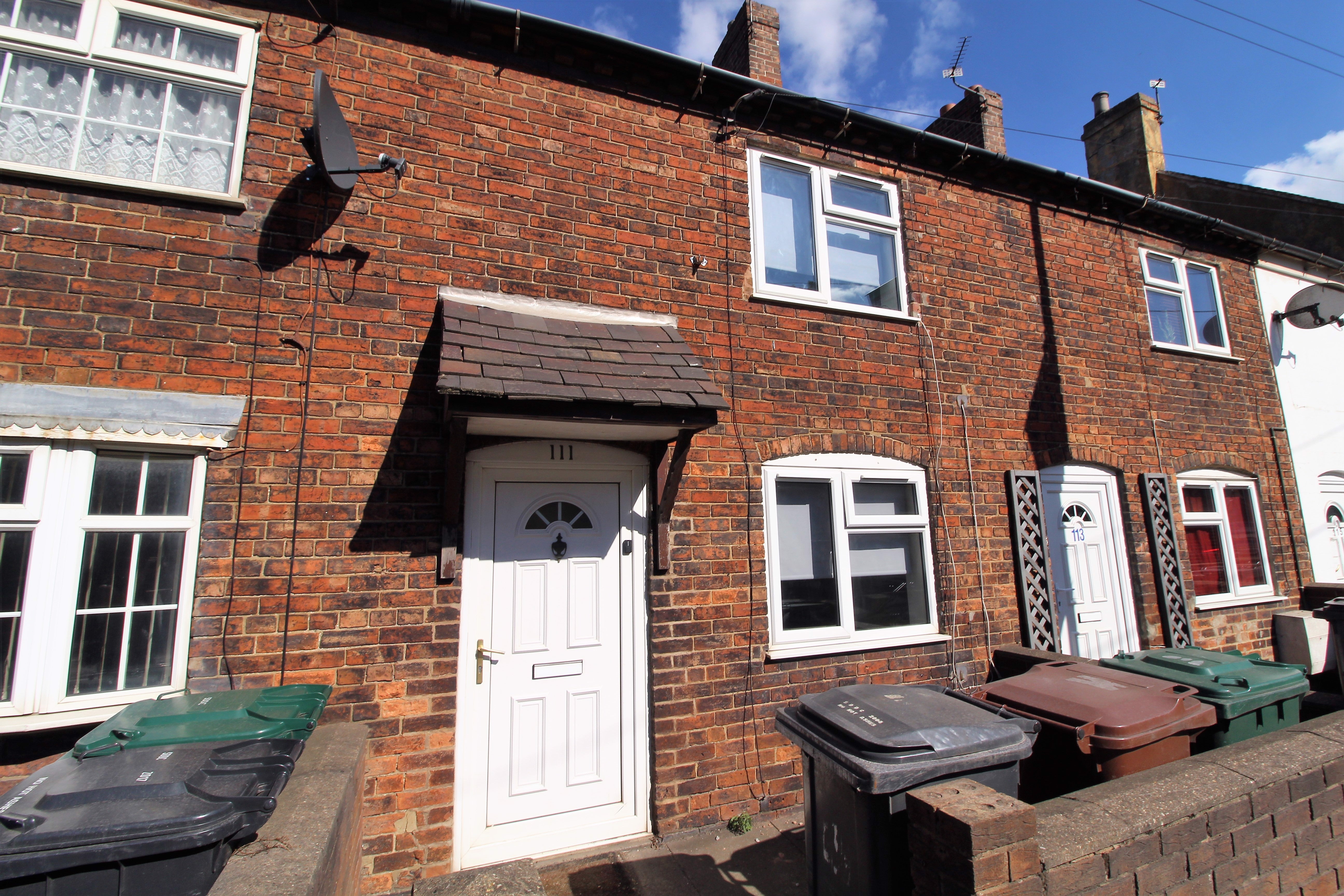 House High Street in South Derbyshire