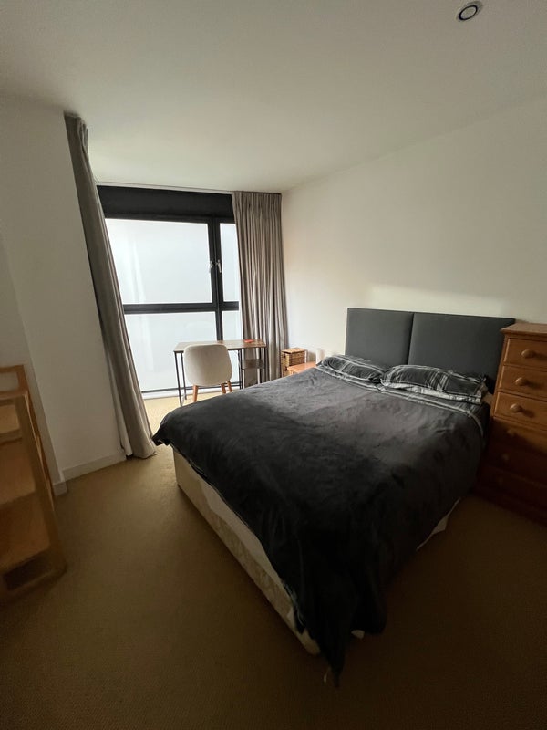 Room Britton Street in Greater London