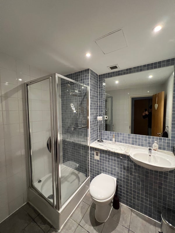 Room Britton Street in Greater London