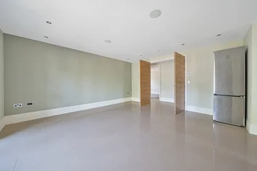 Flat Sydenham Hill in Greater London