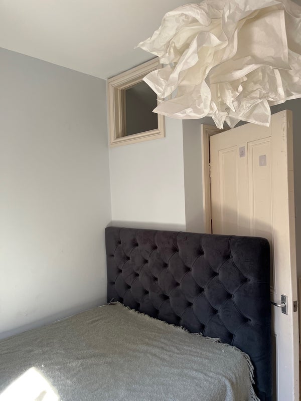 Room Salcombe Road in Greater London