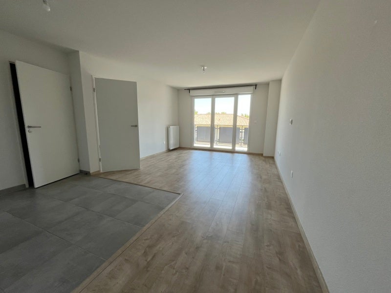 Flat Avenue Charles Deperet in Perpignan