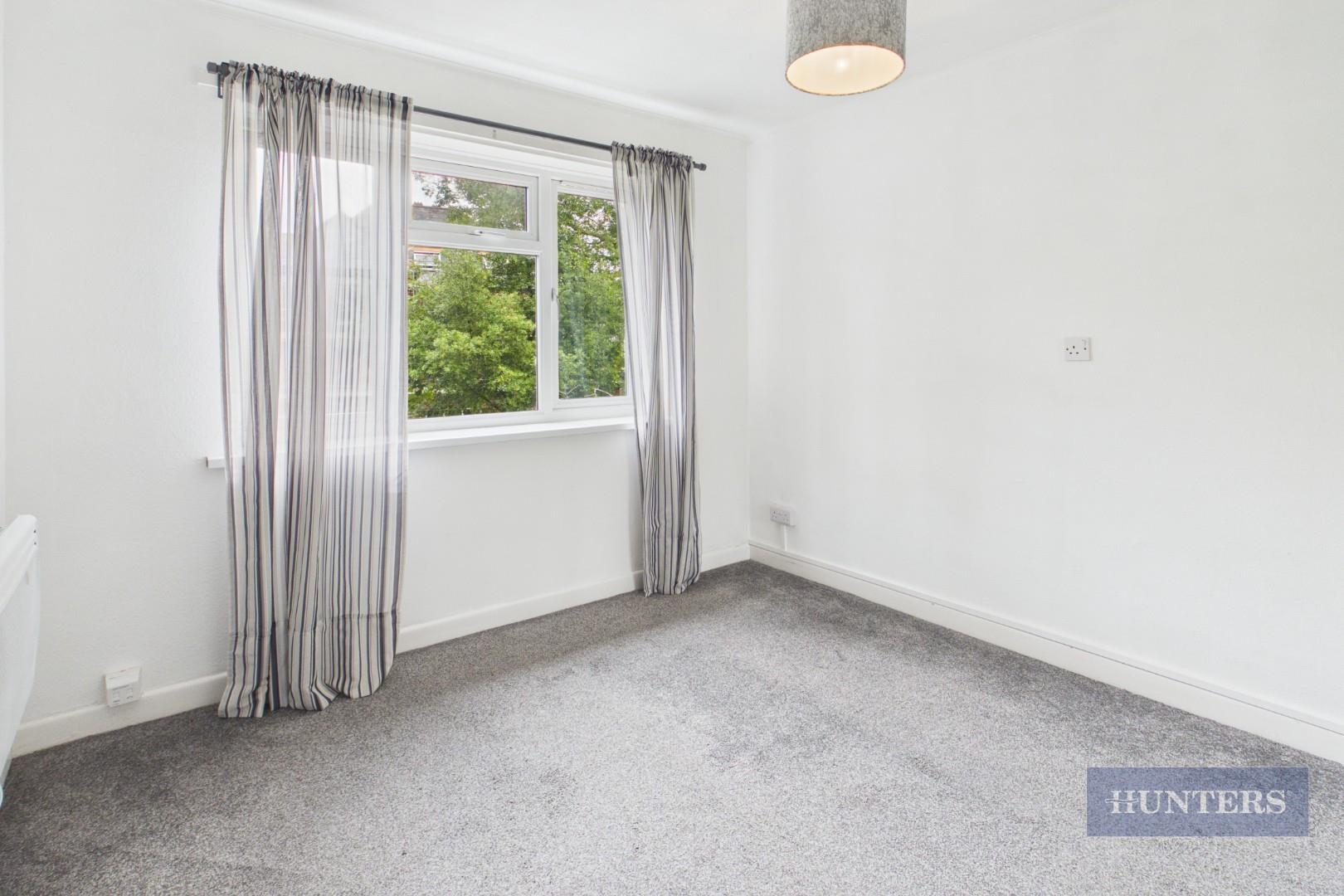 Flat Silverdale Road in Southampton