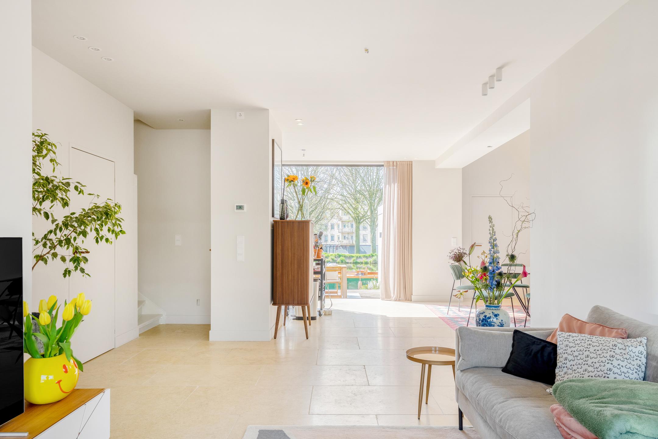 Woning te koop: Zestienhovensekade 252, Rotterdam