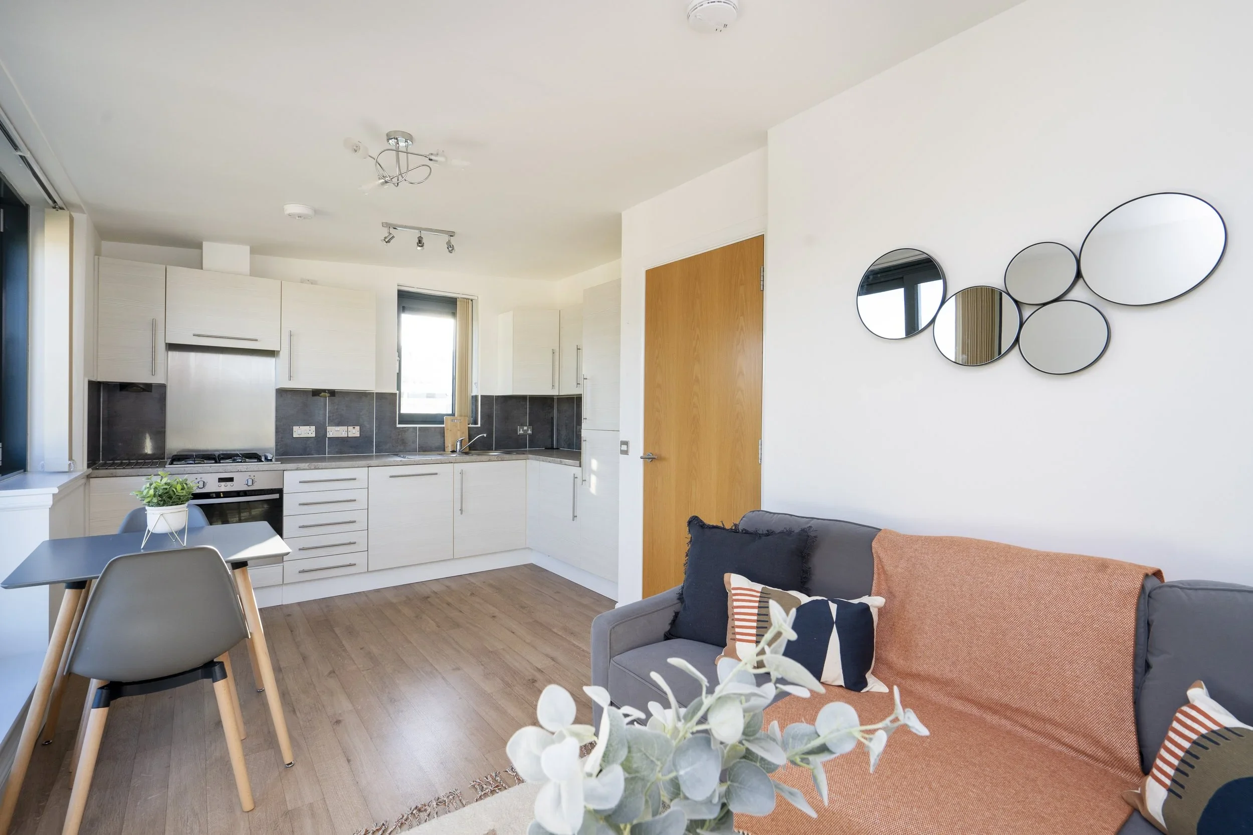 Flat Handyside Place in City of Edinburgh