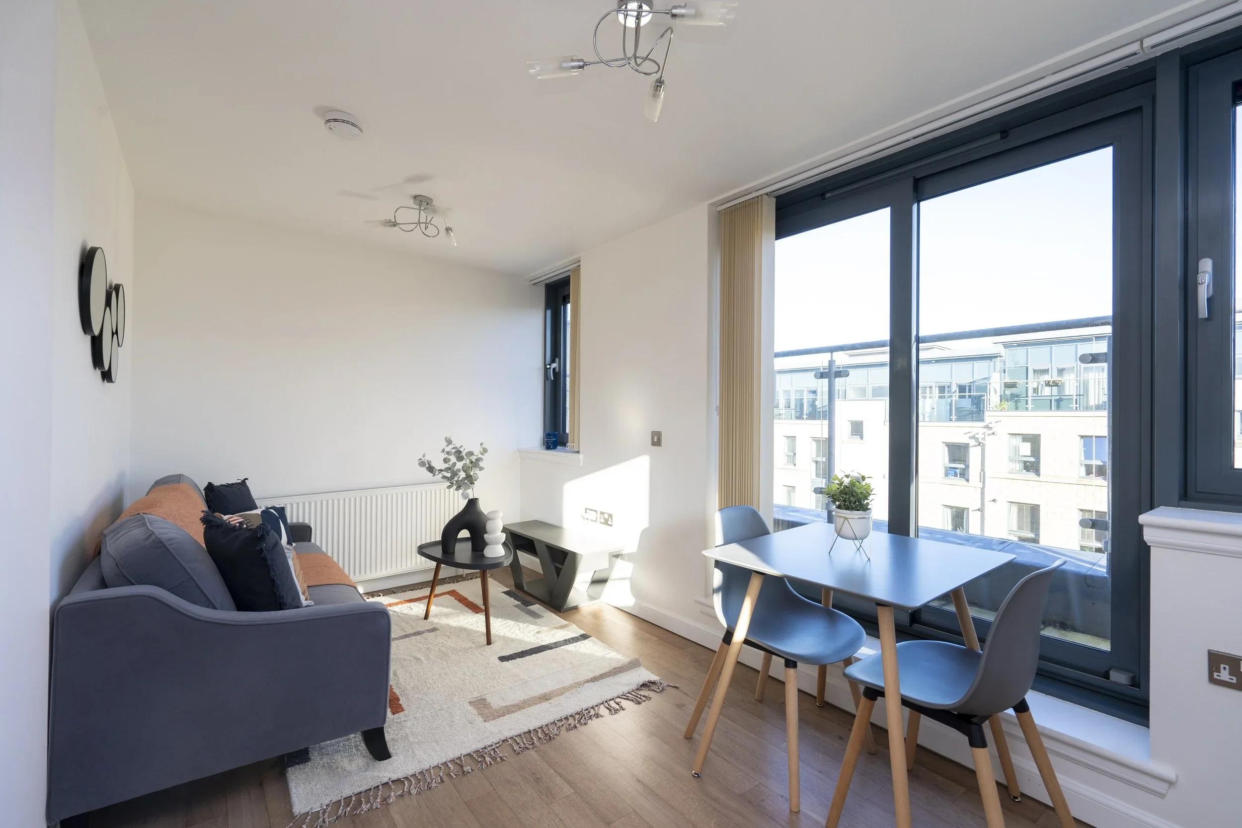 Flat Handyside Place in City of Edinburgh