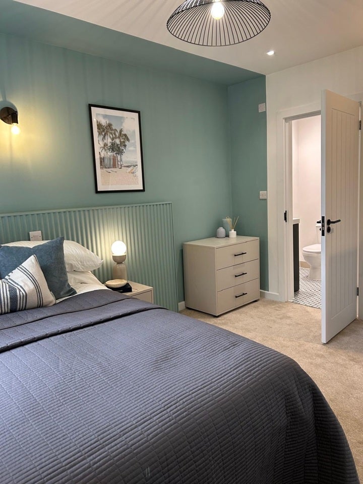 Room Rock Avenue in Gillingham