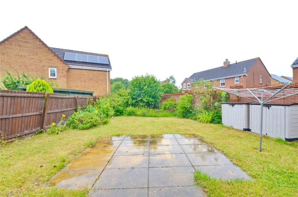 House Lutyens Close in Stoke Gifford