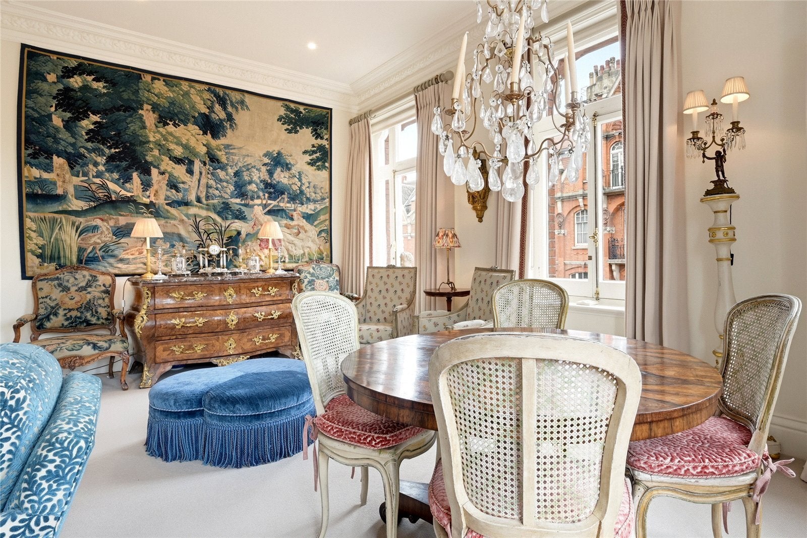 Flat South Audley Street in City of Westminster