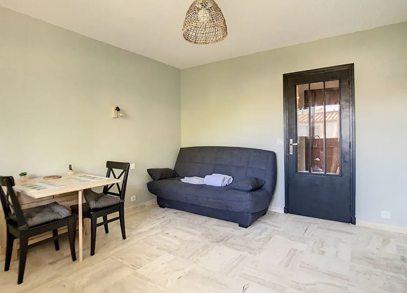 Chambre Chemin des Basses Bréguières à Antibes