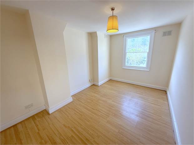 Flat Kellett Road in Greater London