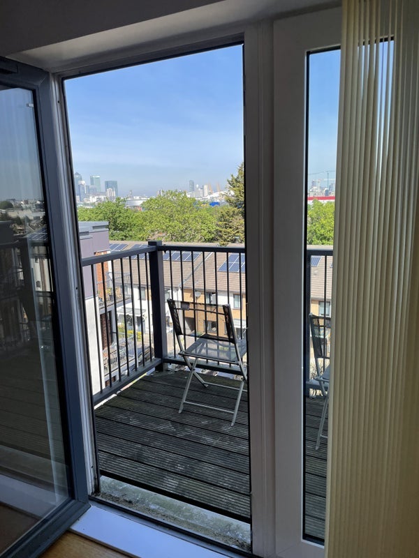 Room Fairthorn Road in Greater London
