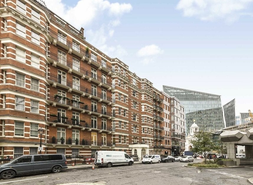 Flat Carlisle Place in City of Westminster