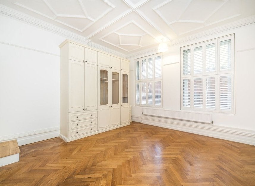 Flat Carlisle Place in City of Westminster