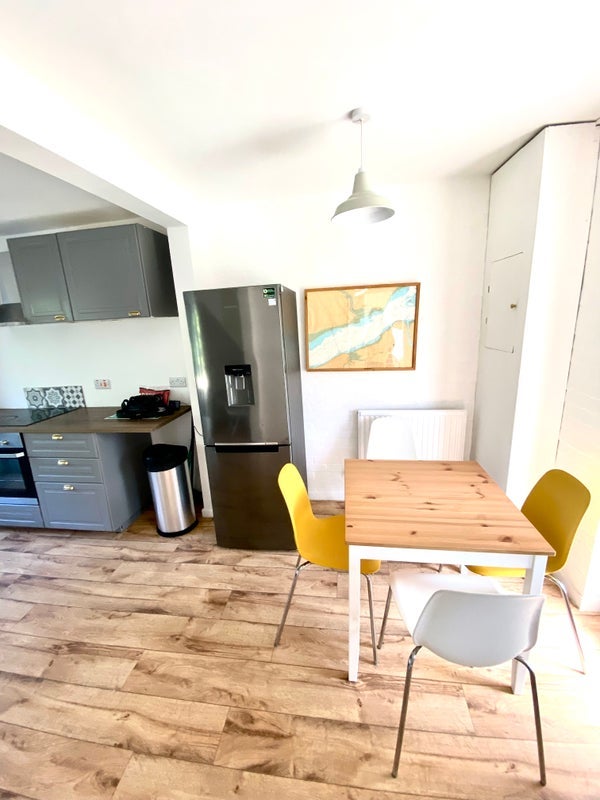 Room Saint Lucia Close in Bristol