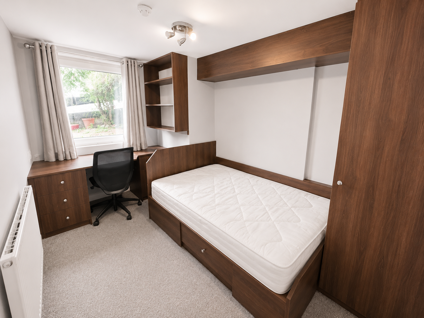 Room St Ann's Mount in Leeds