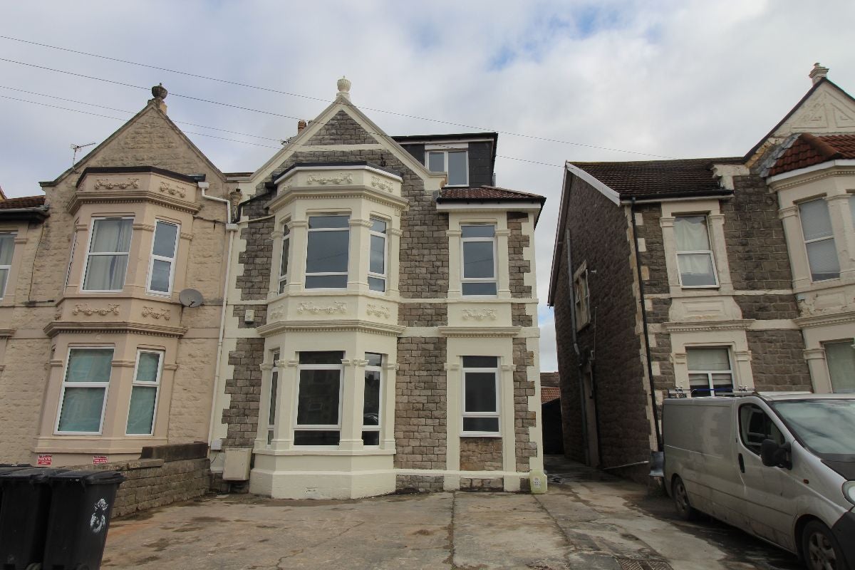Flat Locking Road in Weston-super-Mare