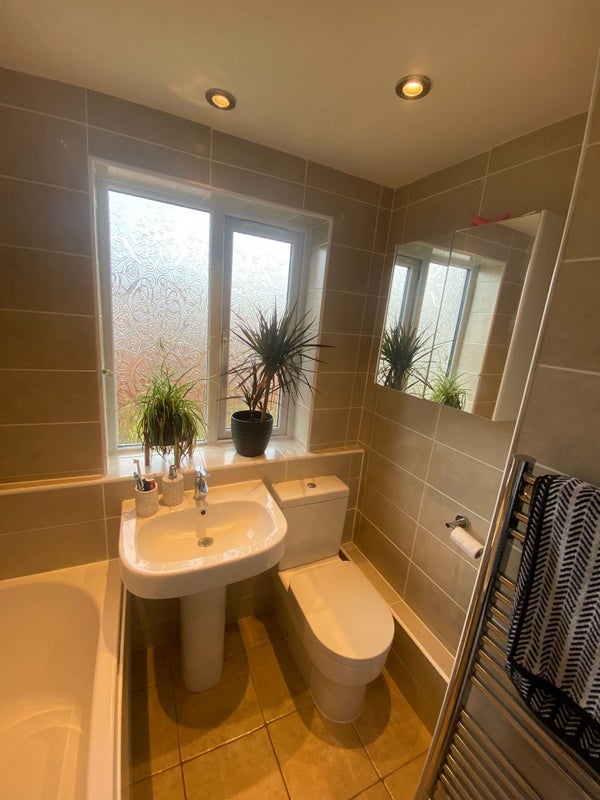 Room Broomhall Road in City of Edinburgh