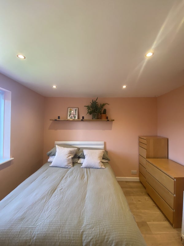 Room Broomhall Road in City of Edinburgh