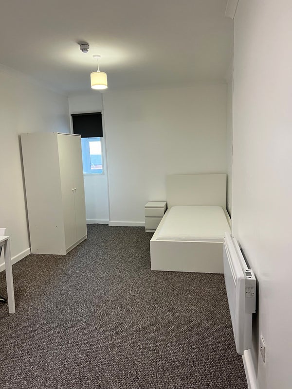 Room Coldwell Lane in Gateshead