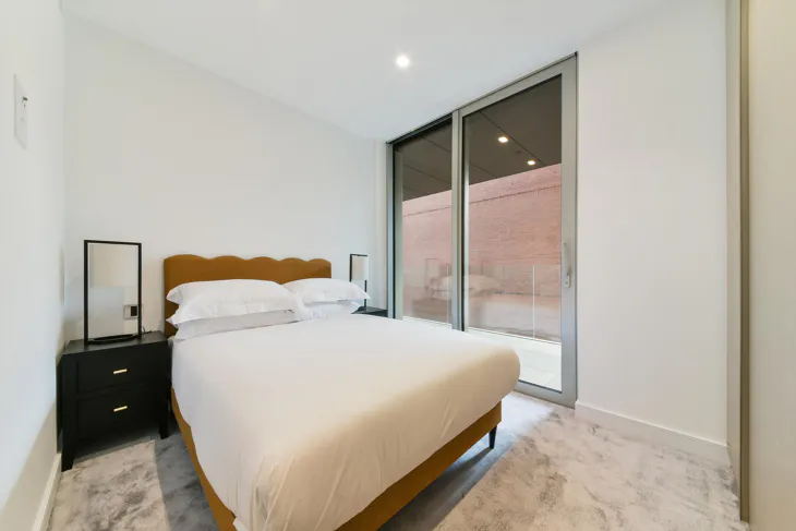 Flat St Clare Street in City of London