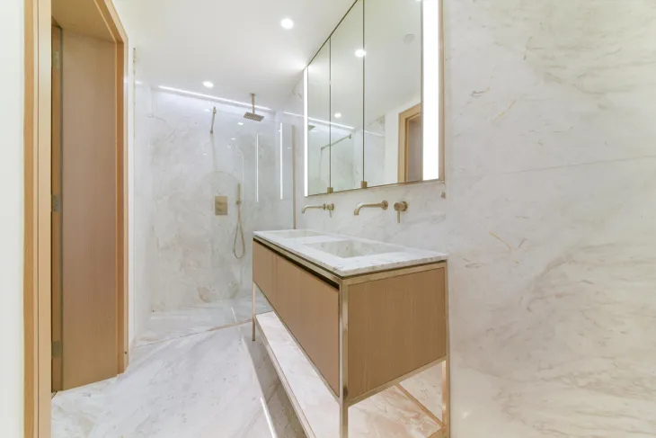 Flat St Clare Street in City of London