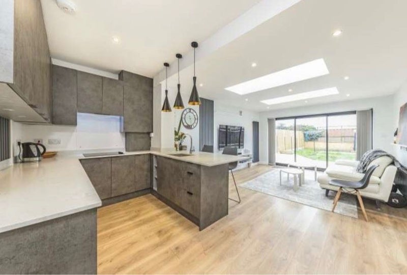 Room Langbrook Road in Greater London