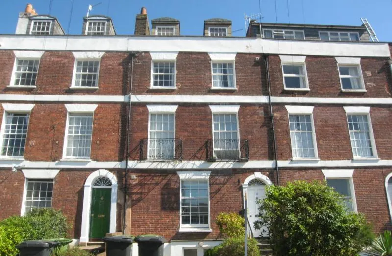 Flat Mount Pleasant Road in Exeter