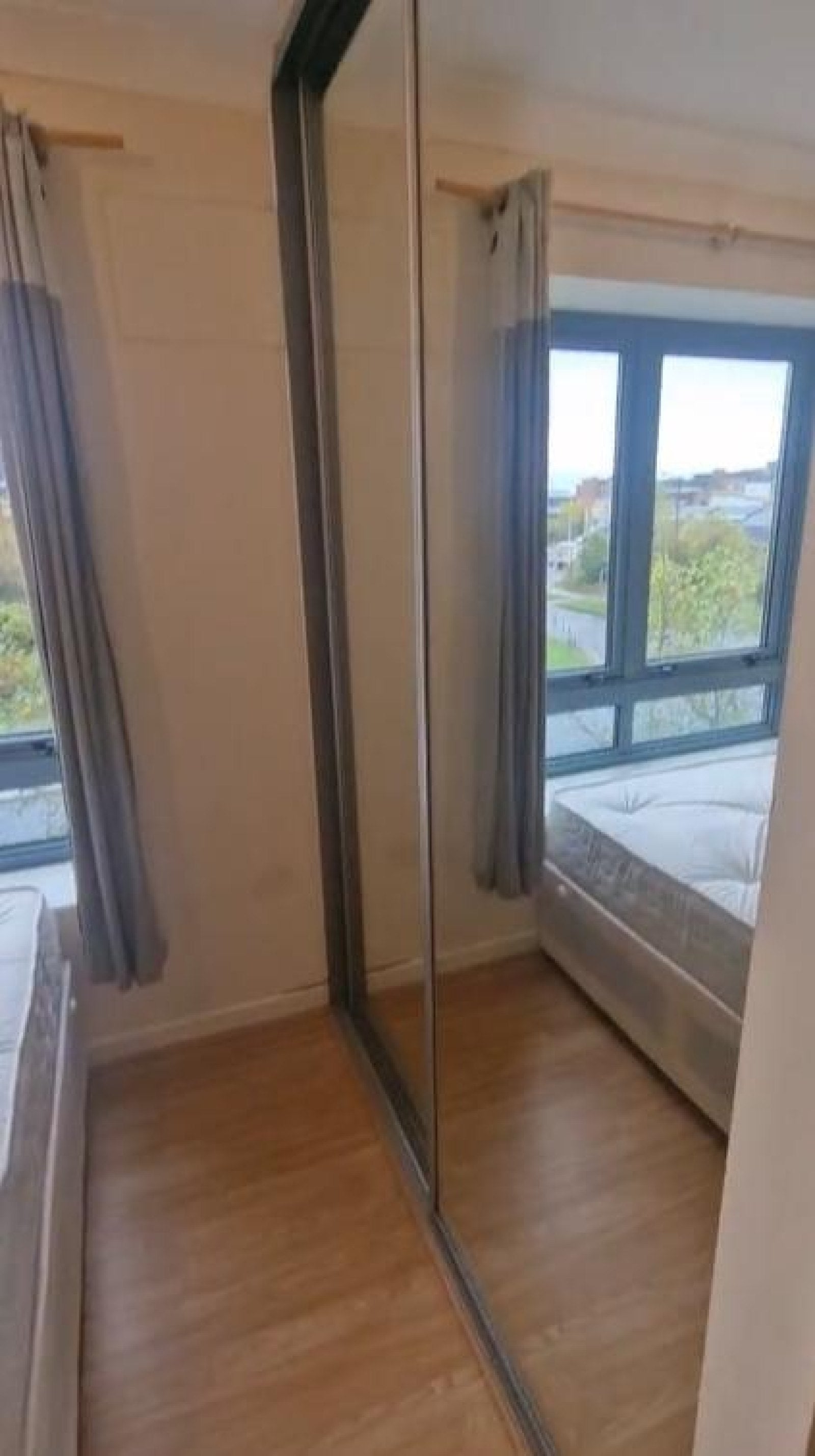 Flat Triumph Close in Colchester