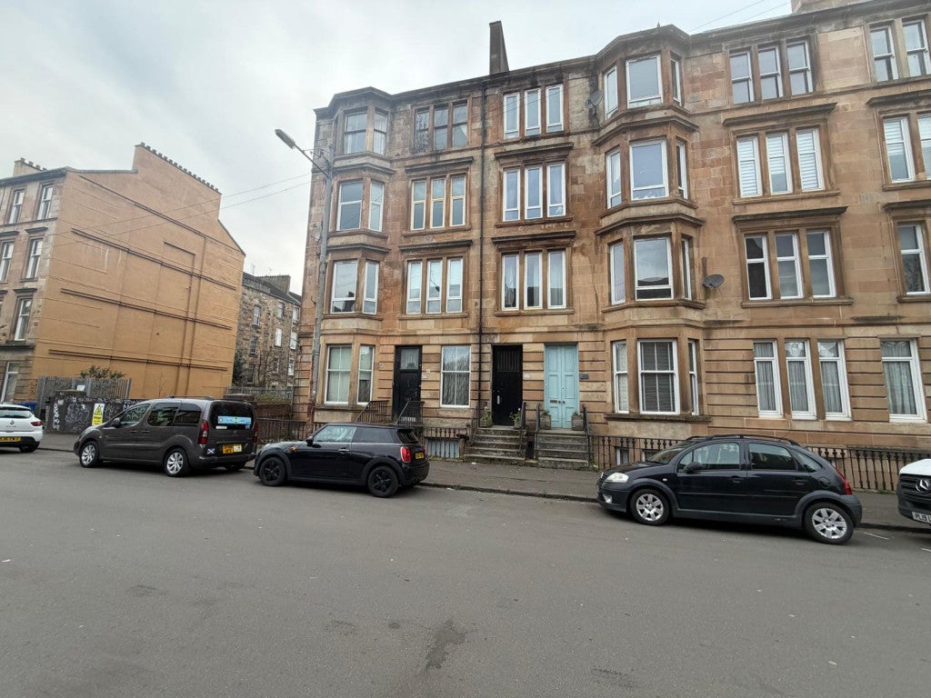 Flat Langside Road in Glasgow