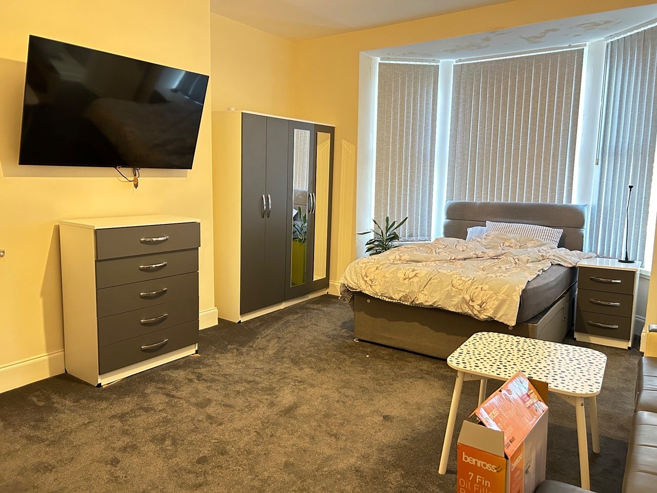 Room Lichfield Road in Bloxwich