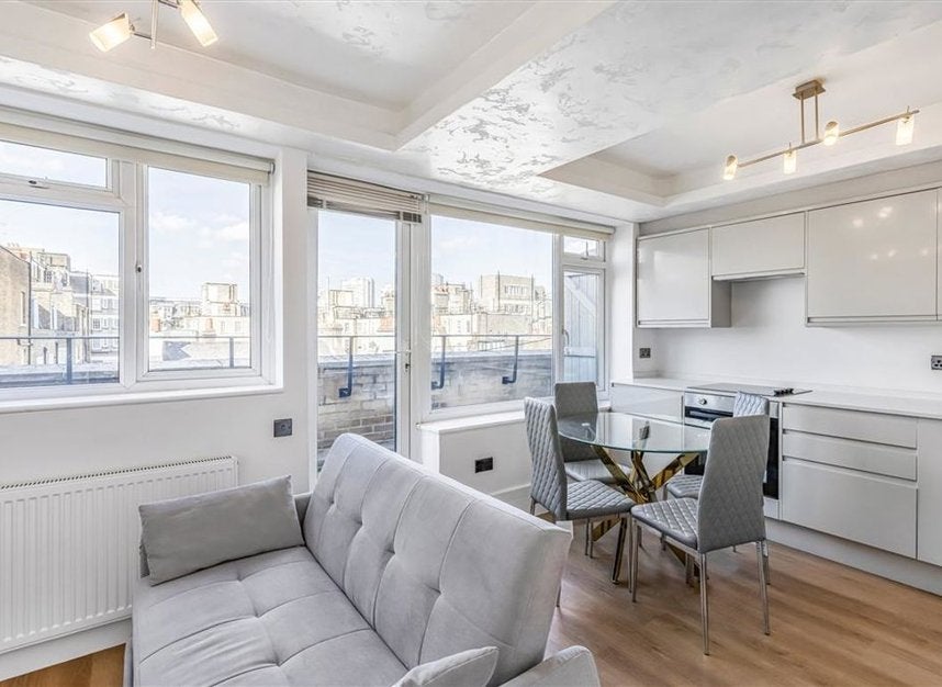 Flat Bryanston Square in City of Westminster