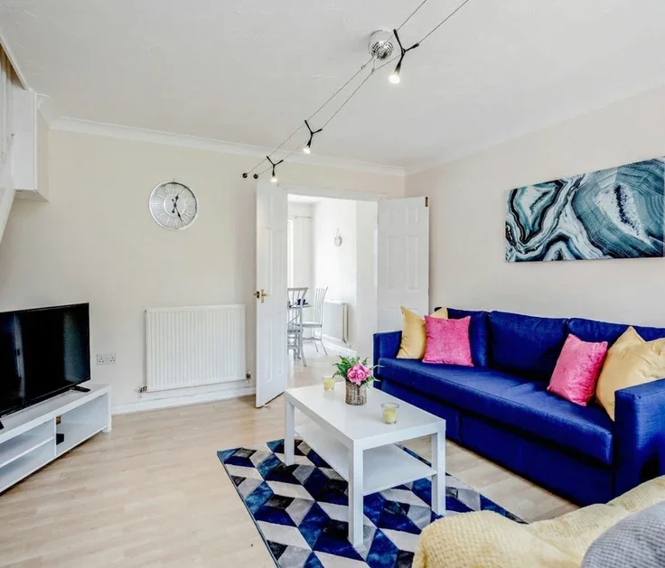 House Dunraven Avenue in Luton
