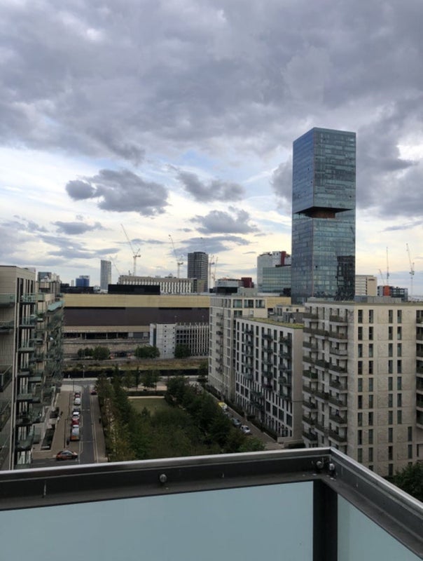 Room Mirabelle Gardens in Greater London