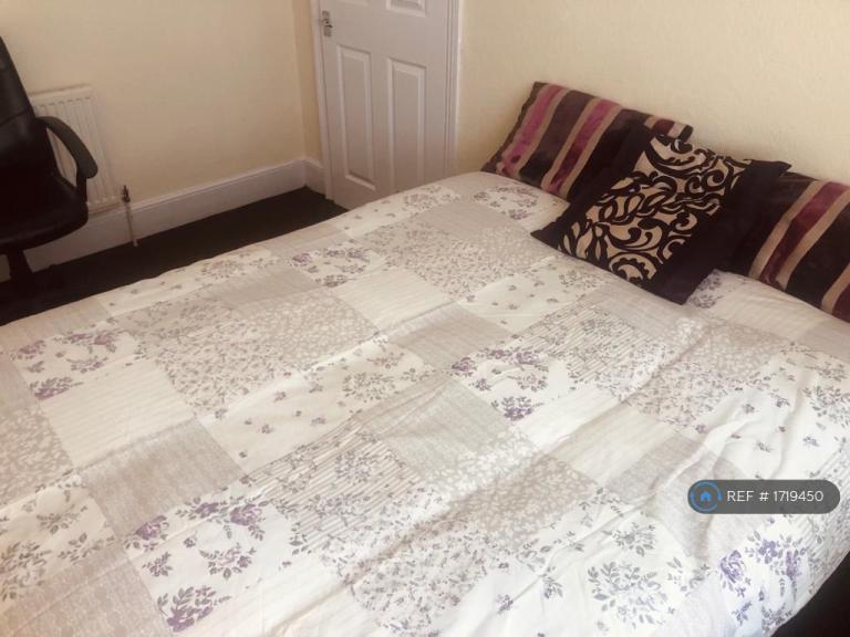 Room Harold Road in Birmingham