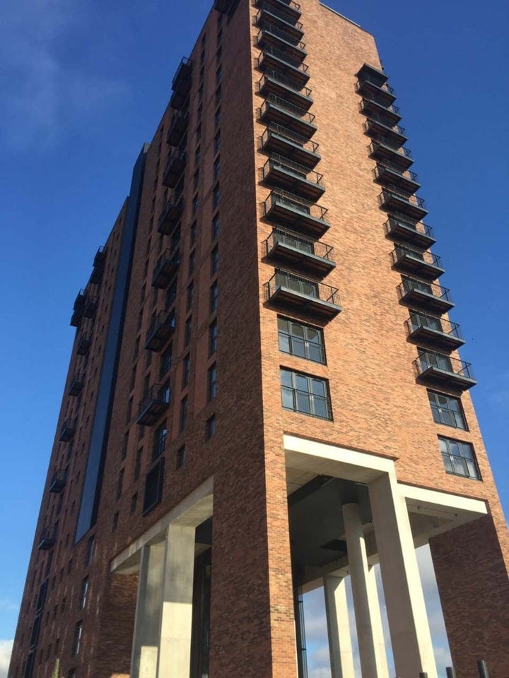 Flat Trinity Way in Salford