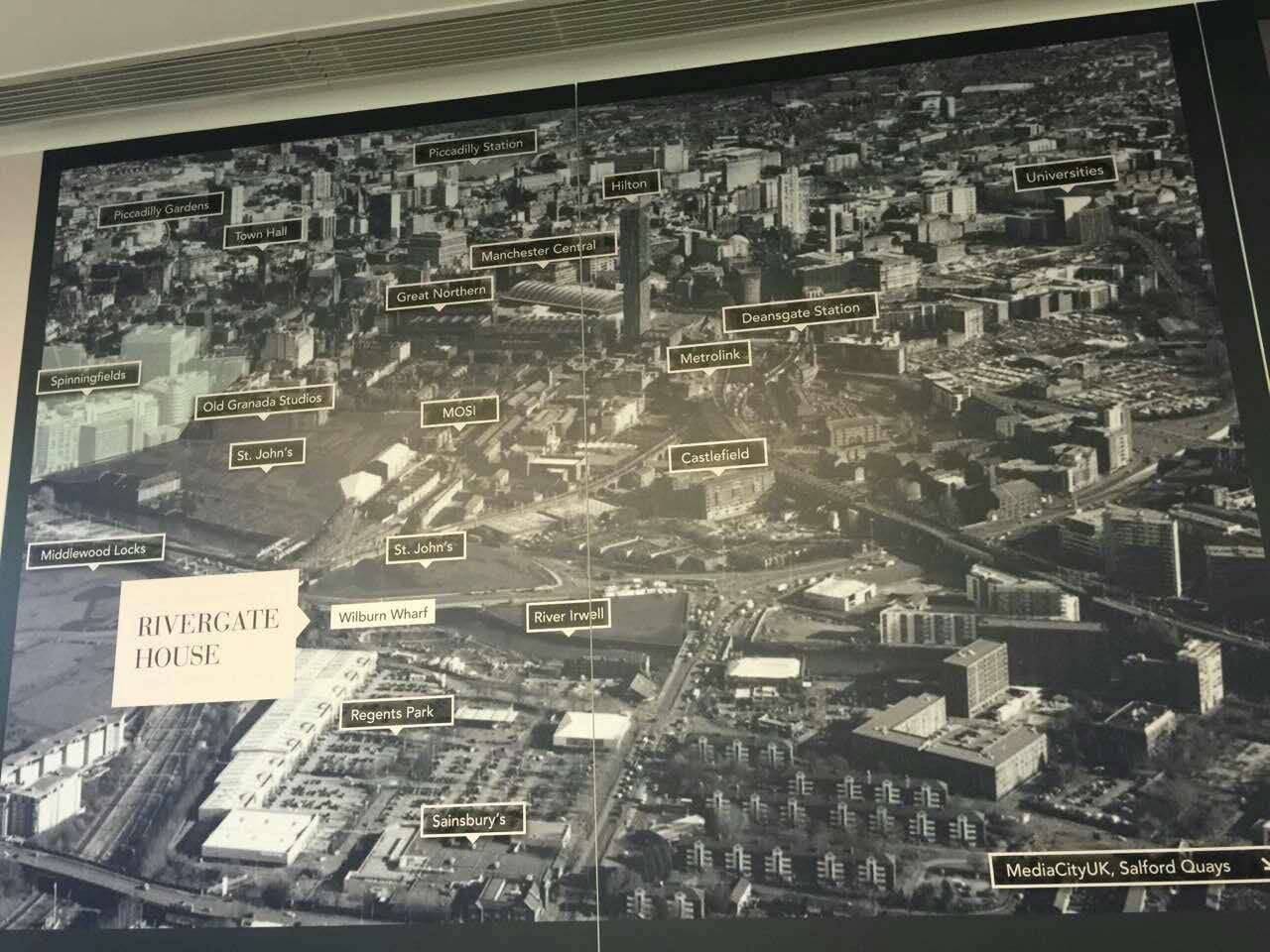 Flat Trinity Way in Salford