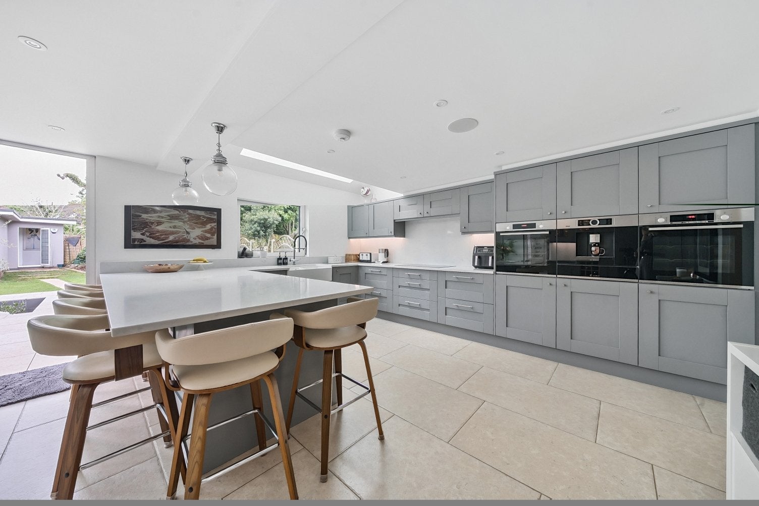 House Radstock Way in Reigate and Banstead