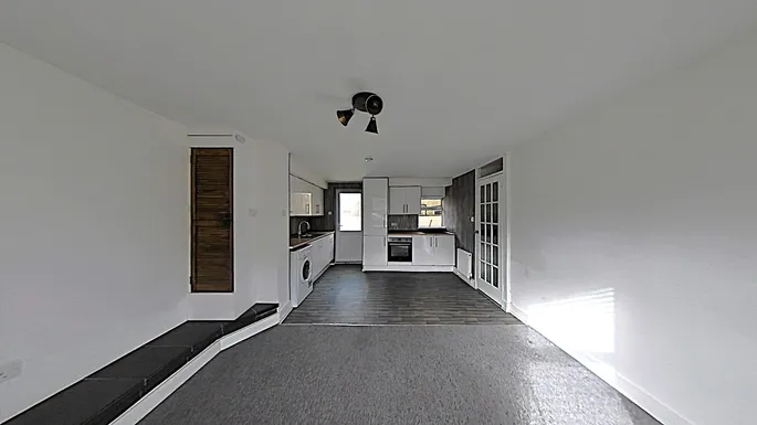 Flat Villiers Road in Watford