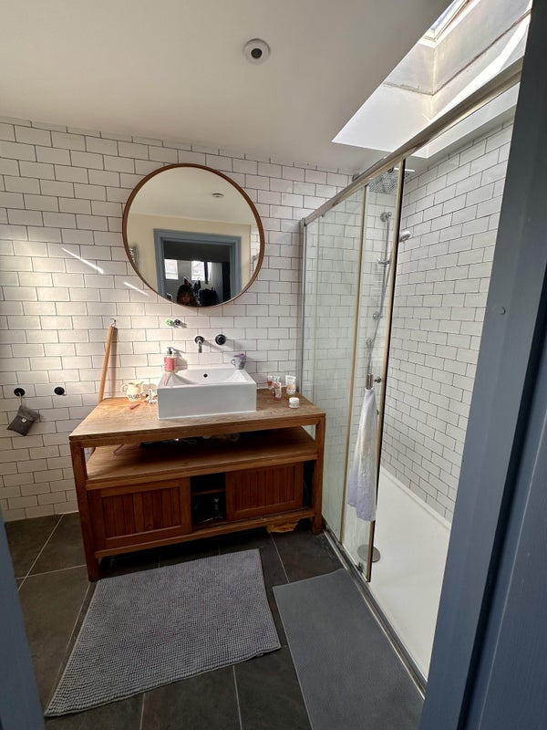 Room Adley Street in Greater London