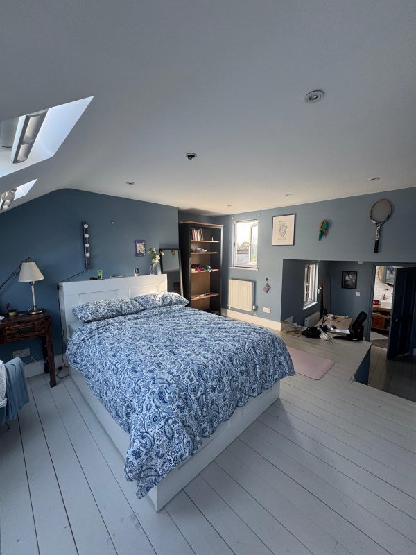 Room Adley Street in Greater London